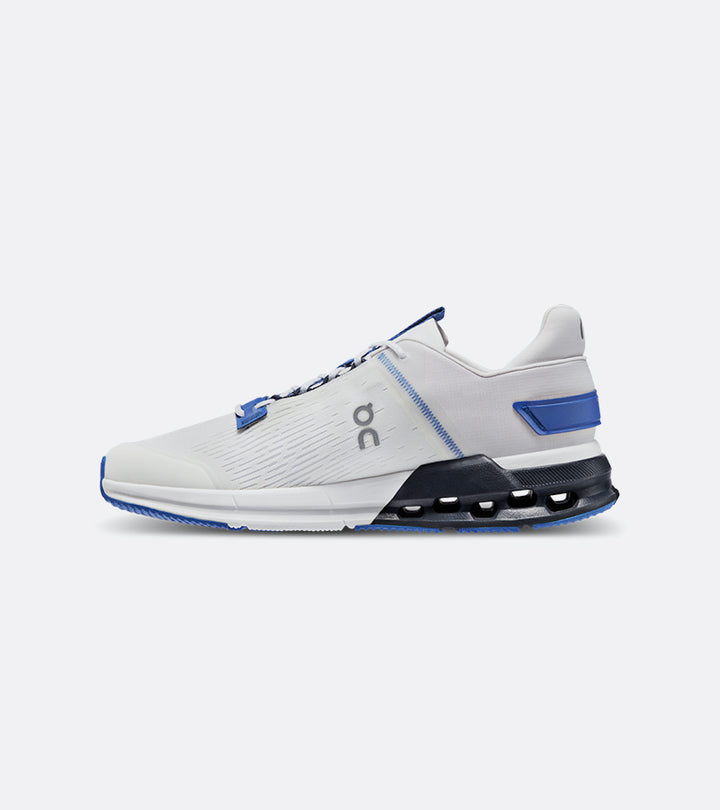 on cloudnova flux undyed  white/ cobalt