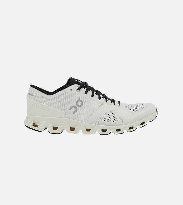 on cloud x white / black