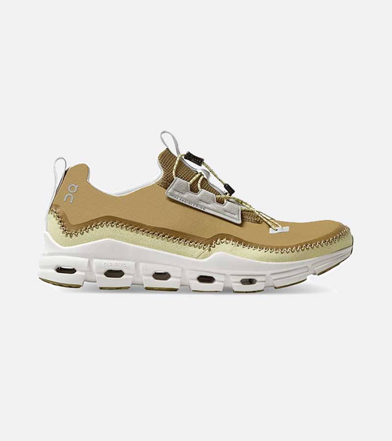 On cloudaway bronze / white